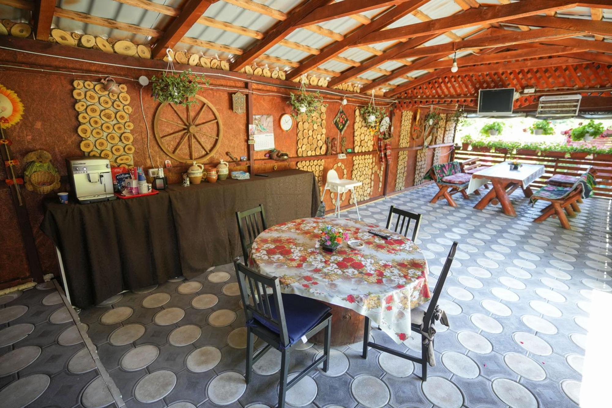 Casa Ion Apartment โฮเรซู ภายนอก รูปภาพ