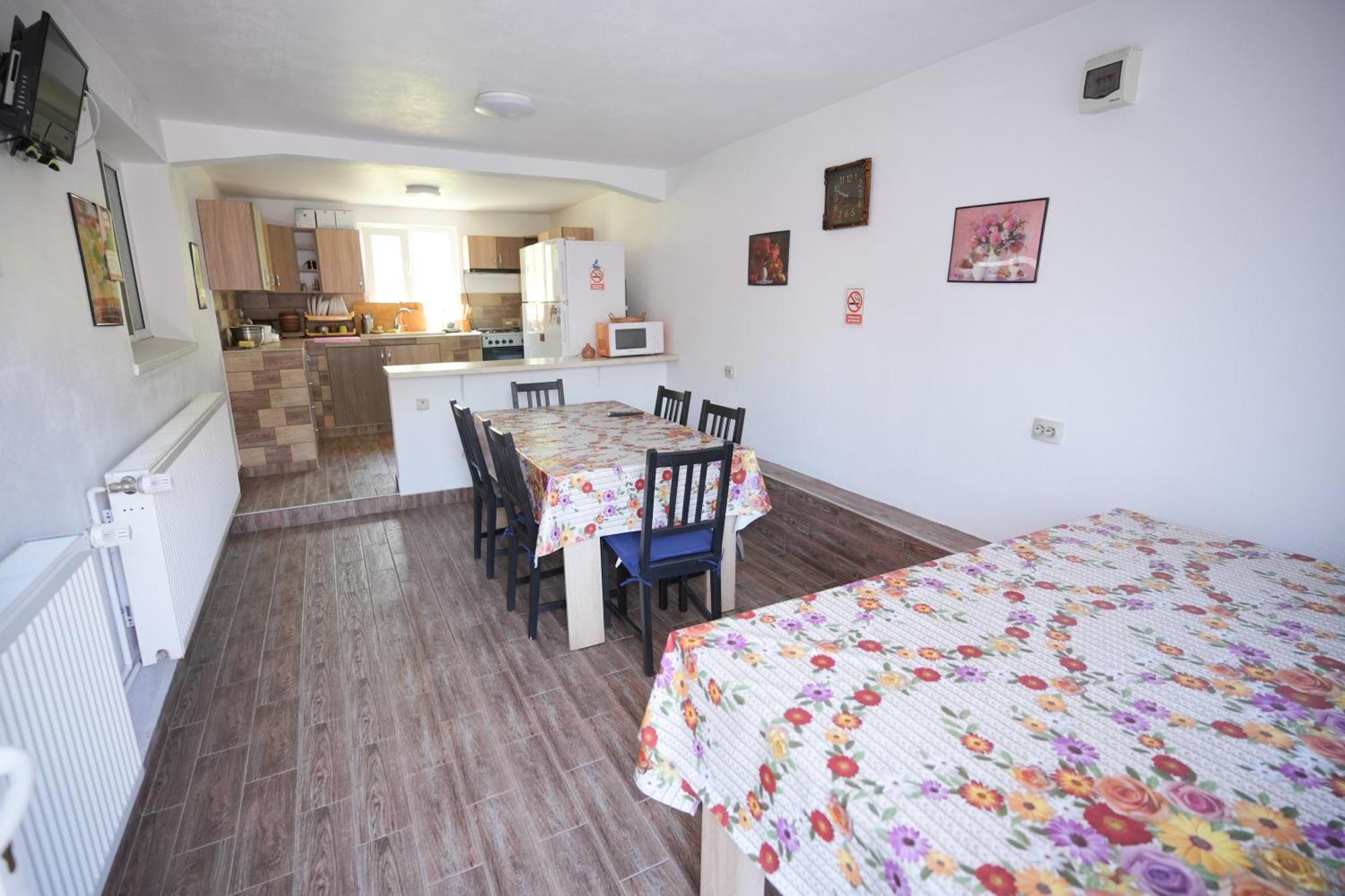 Casa Ion Apartment โฮเรซู ภายนอก รูปภาพ