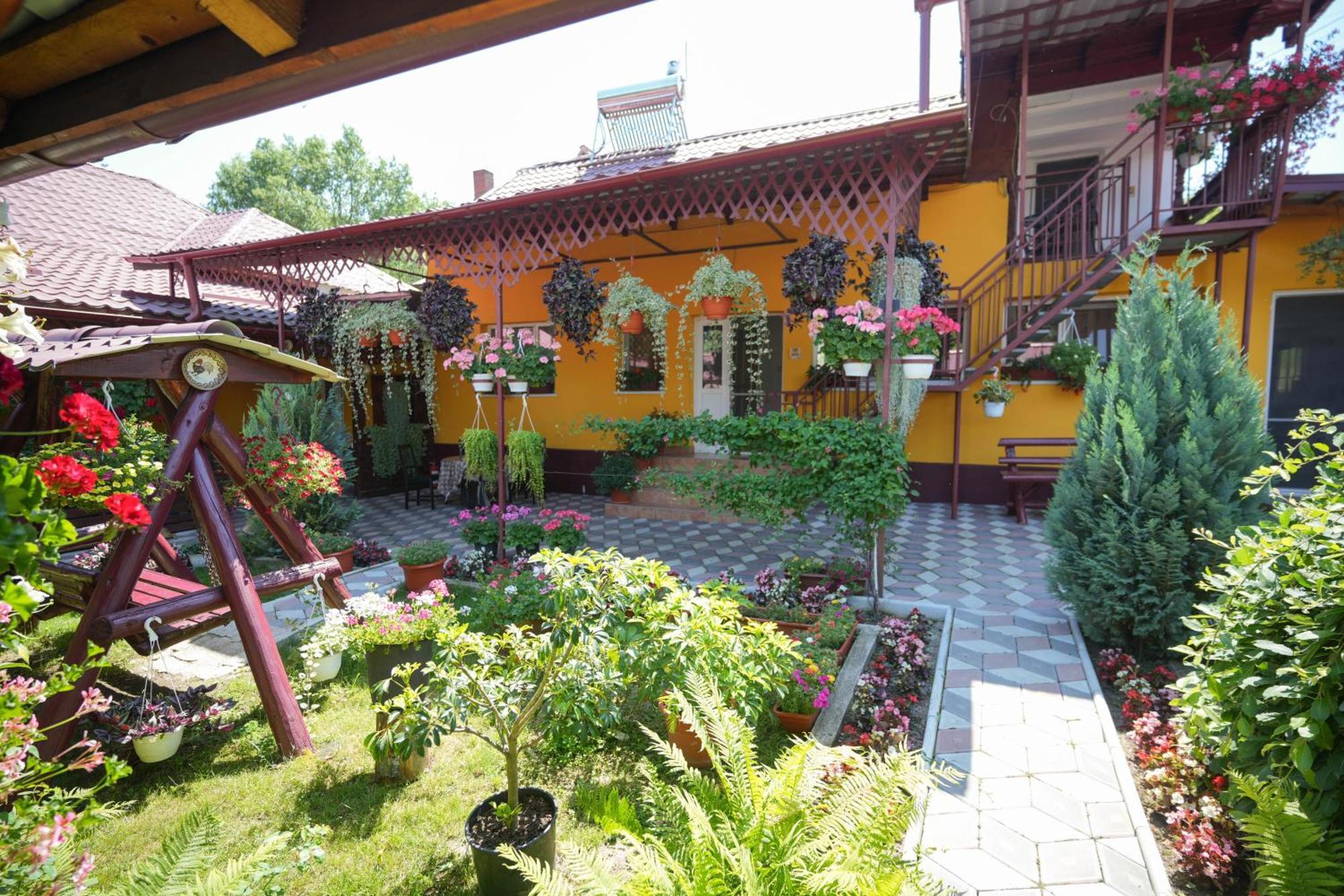 Casa Ion Apartment โฮเรซู ภายนอก รูปภาพ